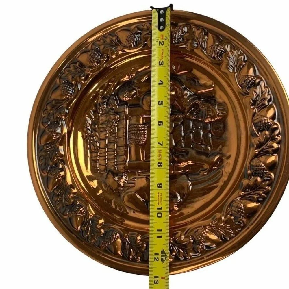 Vintage Coppercraft Guild Round Wall Hanging Water Well Scene Acorns‎ Embossed
